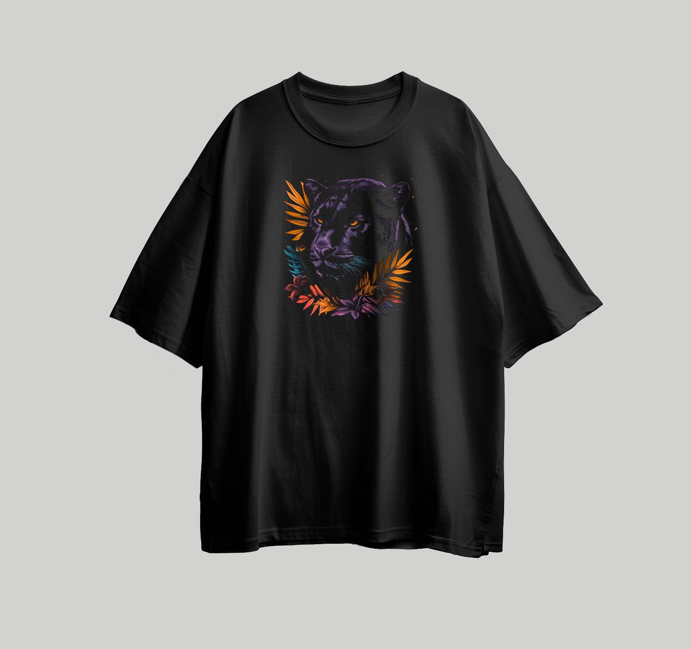 A design for printing on a T-shirt in the shape of a puma’s face in sharp colors